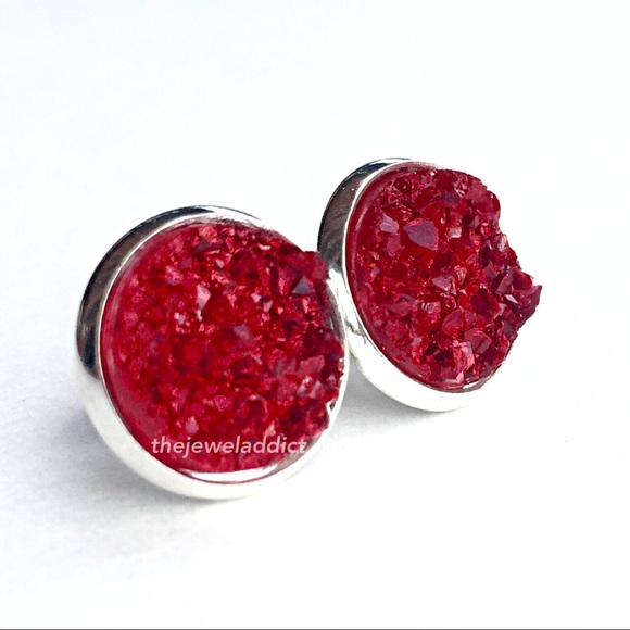 3 for 15🎀chunky red Druzy style studs - Picture 3 of 11